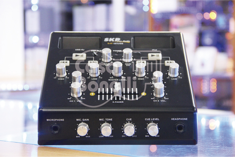 SM-12IUSB Skp Consola Mixer - comprar online