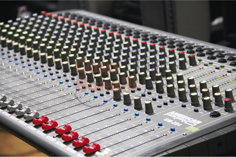 SM-204 Consola American Pro 20 canales - comprar online