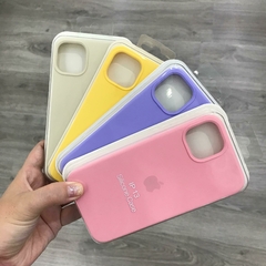 SILICONE CASE - IPHONE 13 - VARIOS COLORES