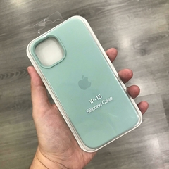 Silicone Case Iphone 15 - Varios colores