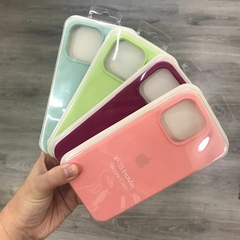 Silicone Case Iphone 15 Pro Max - Varios colores