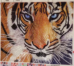 (2272) Pintura com Diamantes - Tigre com Borboleta - 30x40 cm - Pedras Especiais - comprar online