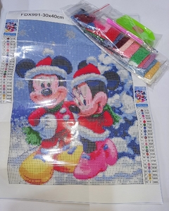 (2887) Pintura com Diamantes - Diy 5D Strass - Mickey e Minnie no Natal - 30x40 cm - comprar online
