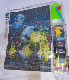 (3053) Pintura com Diamantes - Diy 5D Strass - Urso Panda - 30x40 cm - comprar online