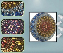 (2934) Pintura com Diamantes - Diy 5D Strass - Mandala Sol e Lua 3 - 30x30 cm - Pedras Especiais - comprar online