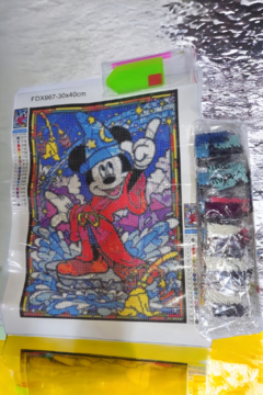 (3009) Pintura com Diamantes - Diy 5D Strass - Mickey Mago em Mosaico- 30x40 cm - comprar online