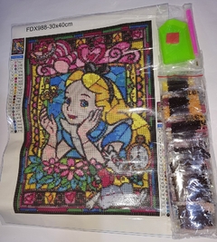 (2655) PINTURA COM DIAMANTES - Diy 5D Strass - Alice no País das Maravilhas em Mosaico - 30 x 40 CM na internet