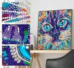 (2684) Pintura Com Diamantes- Diy 5d Strass - Gato Abstrato 1 - 30x30 cm - Pedras Especiais