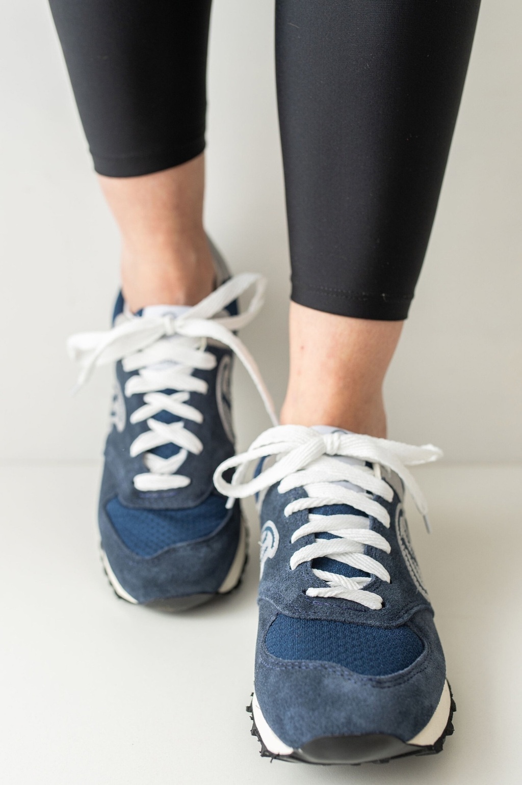 zapatilla cuero retro dama unisex