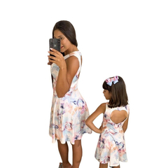 Kit vestido mãe e filha estampado claro