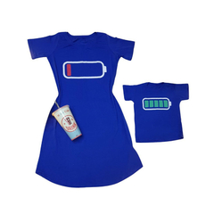Kit Vestido Mãe e camisa filho bateria descaregada azul - Kimimo Kids