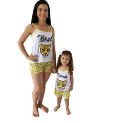 Kit pijama Mãe e filha Oncinha na internet