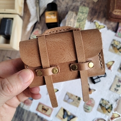 Estuche de cuero Mini Maletín por Via Vee Serie A