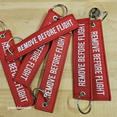 llavero Remove Before Flight rojo - comprar online