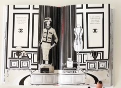 COCO CHANEL: The Ilustrated World of a Fashion Icon. MEGAN HESS - tienda online