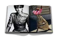 Chanel 3- Book Slipcase: Fashion, Jewelry & Watches, Perfume & Beauty - Le Book Marque