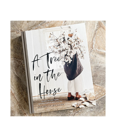 A TREE IN THE HOUSE - Hardie Grant - comprar online