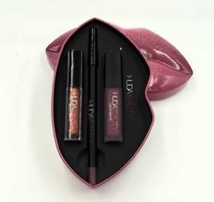 Huda beauty contour & Strobe Lip Set - Baby Black Shop