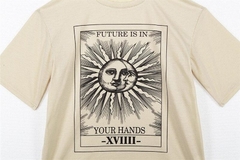 Camiseta The Future na internet