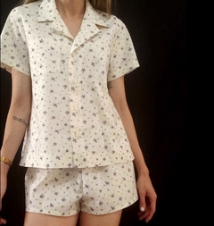 pijama de shorts e camisa de botão - atelier lp