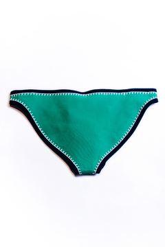 CONJUNTO BIKINI VERDE TRIANGL (BOMB Y CORPI) - The Vintage Hole