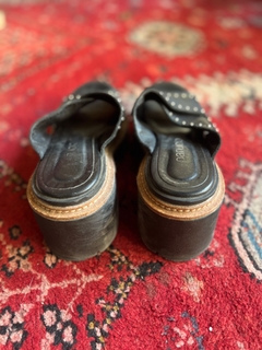 sandalias negras tachas paruolo en internet