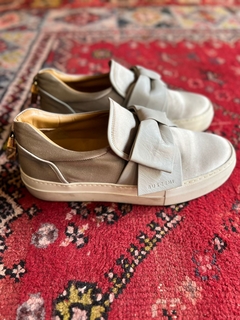 Zapatillas grises Buscemi - comprar online