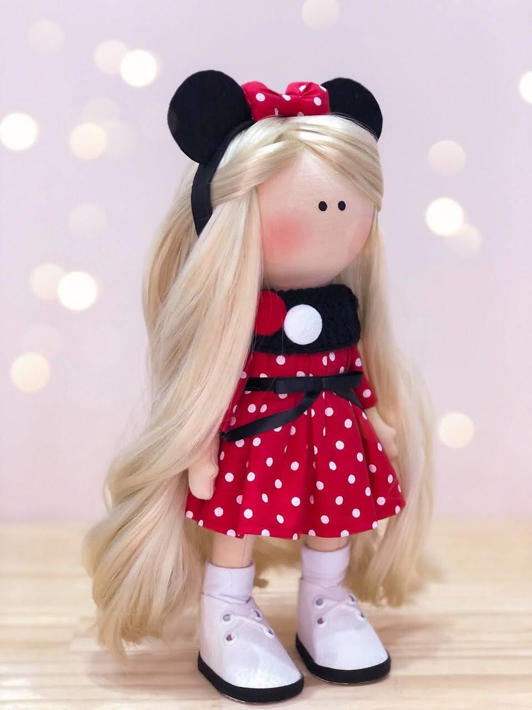 Bonecas: Boneca da Minnie e mais