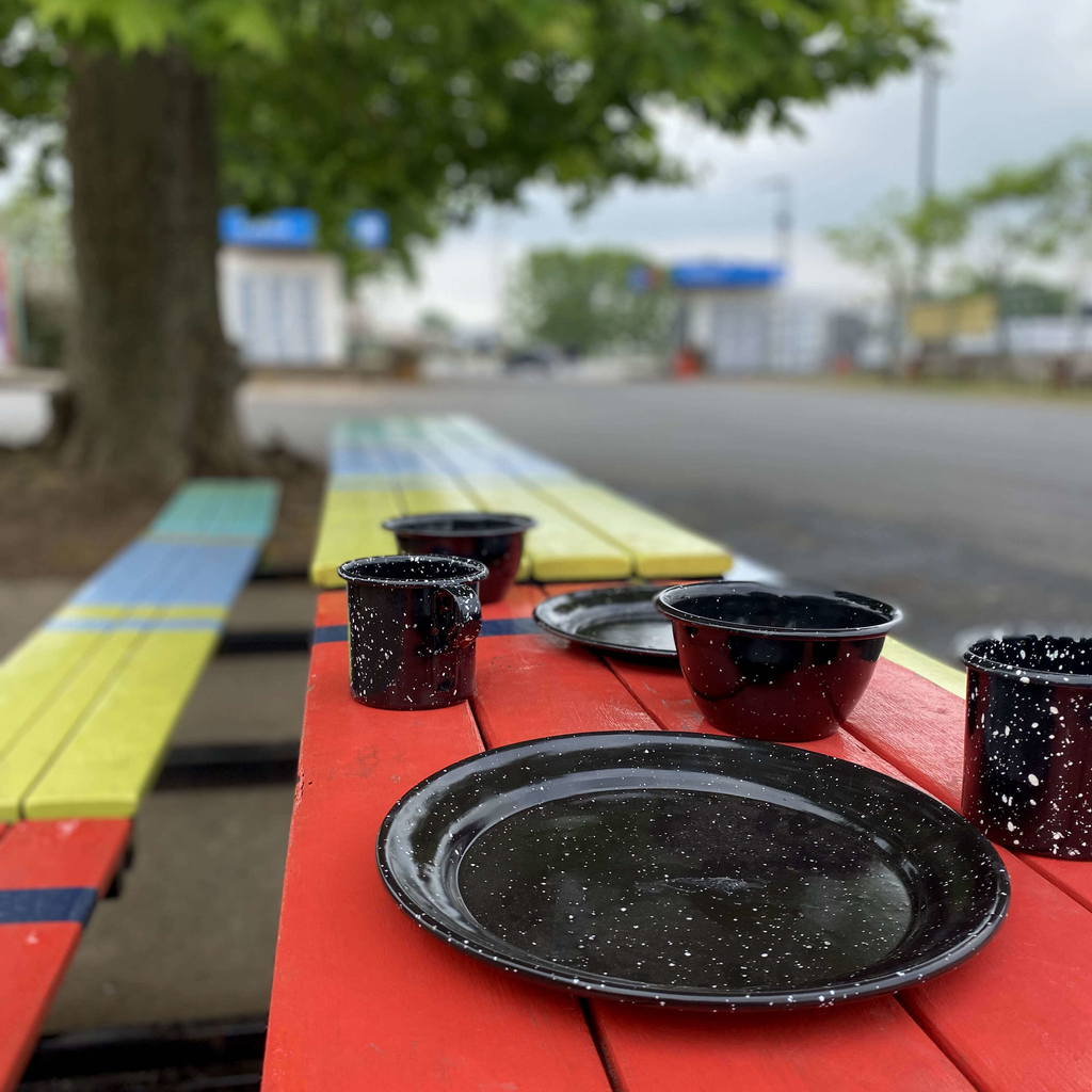Platos de metal enlozados sale