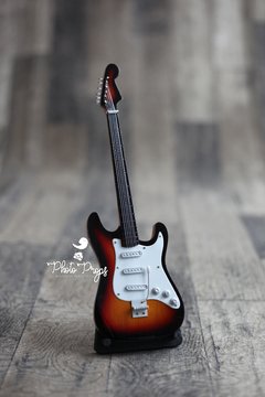 Mini Guitarra Stratocaster Fire - comprar online