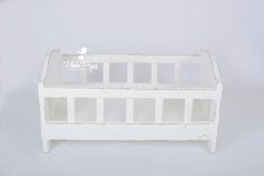 Berço Tendence Newborn e Acompanhamento - Branco Envelhecido - Photo Props