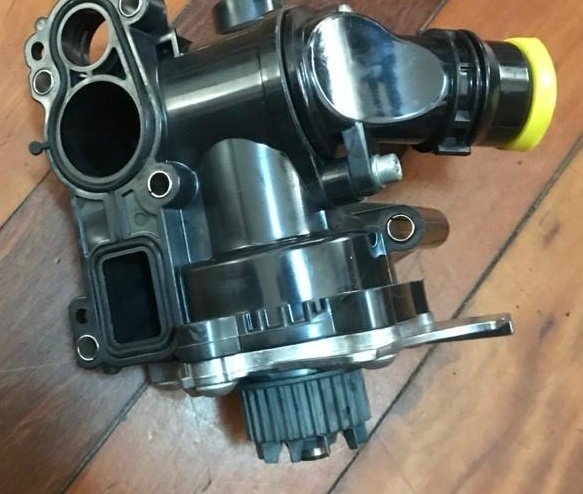 Bomba Agua Volkswagen Jetta,Passat - 06H121026