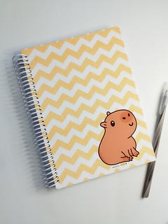 Caderno + Estojo c/ Elástico Capivara - comprar online