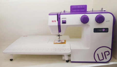Máquina de coser Alfa Style 40 portable blanca y violeta