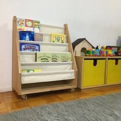 Biblioteca Cascada con ruedas - tienda online