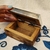 Caja de madera y alpaca repujada 9x14 - comprar online
