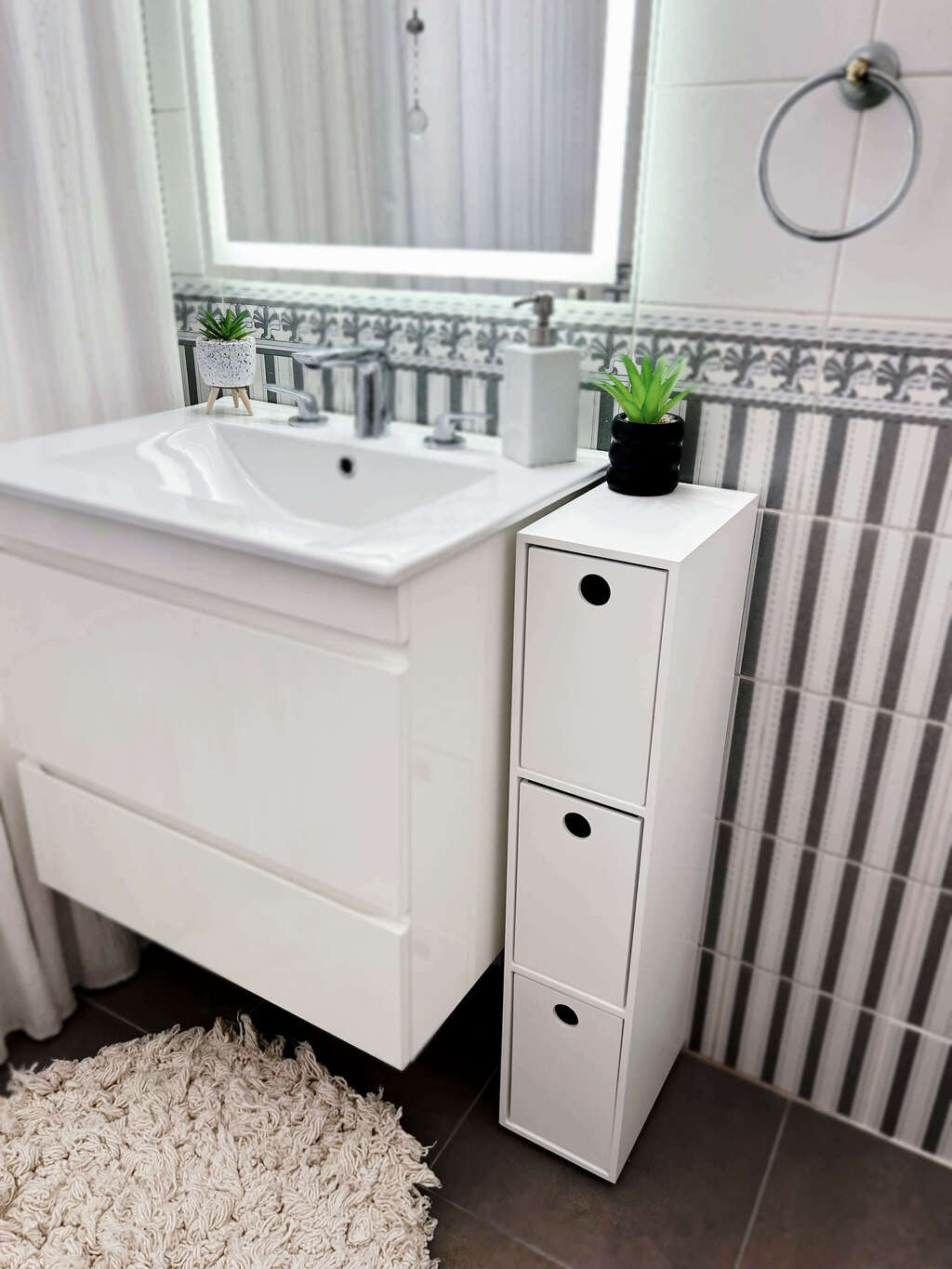 AV628 Organizador 16 cm Ancho x 26 5 cm P x 80 cm Altua
