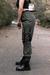 Calça jogger de sarja cargo tumblr feminina Riot Clothing (verde musgo)