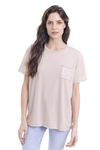 REMERA MANGA CORTA CON BOLSILLO ROSE BEIGE