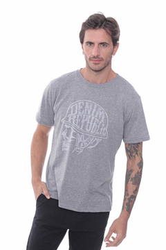 REMERA MC SHELTER COLOR GRIS MELANGE OSCURO en internet