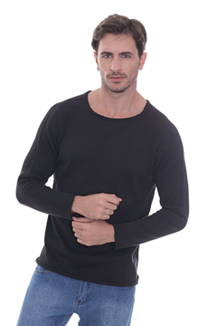 Sweater Rulo Negro en internet