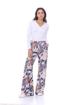 PANTALON MAGNA DE LANILLA ESTAMPADA Y PIERNA AMPLIA COLOR BEIGE