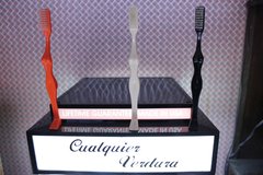 Cepillo de Dientes Mujer - comprar online