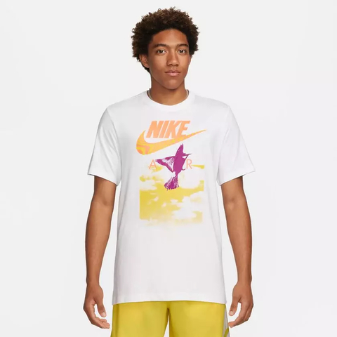 Camiseta Nike Sportswear Masculina - FQ3774-100