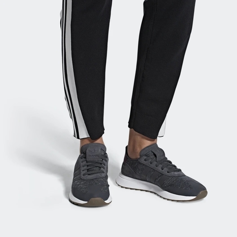 Tênis Adidas Flb Runner B28068 - comprar online