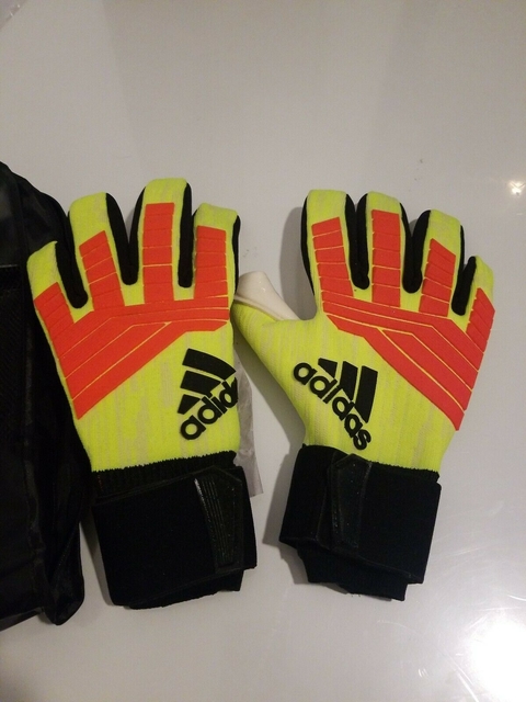 Luvas Adidas Predator Pro Goalkeeper (Amarelo Solar / Vermelho Solar / Preto) CW5633 - comprar online