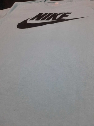 Camiseta Nike Sportswear Azul-Claro + Preto BV0622-497