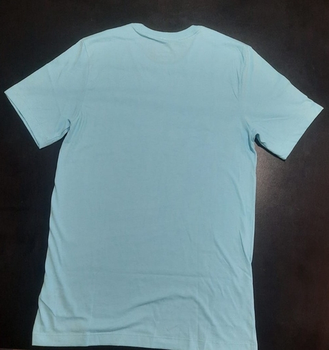 Camiseta Nike Sportswear Azul-Claro + Preto BV0622-497 - comprar online