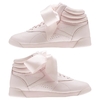 Tênis Reebok Freestyle Hi Bow CM8905