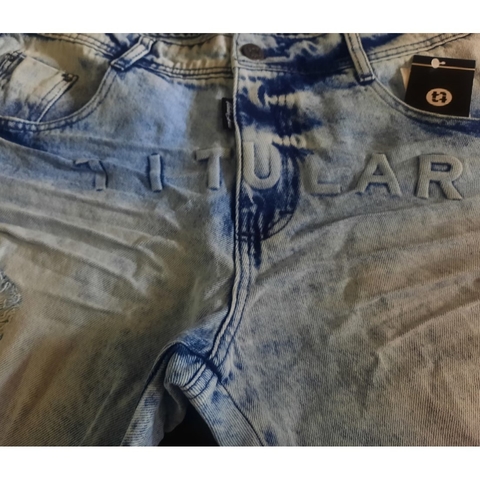 Bermuda Jeans Titular Ripped Marca em Alto Relevo 12990-A - comprar online